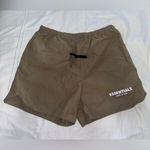 Fear of god Essentials Volley Short 'Harvest'